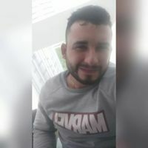 Daniel Hernandez’s avatar