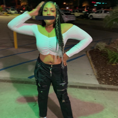 mollyluvzne