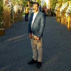 شاب بالاخلاق تجمل