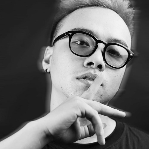 Câu Tạm Biệt Em Nói Trên Môi