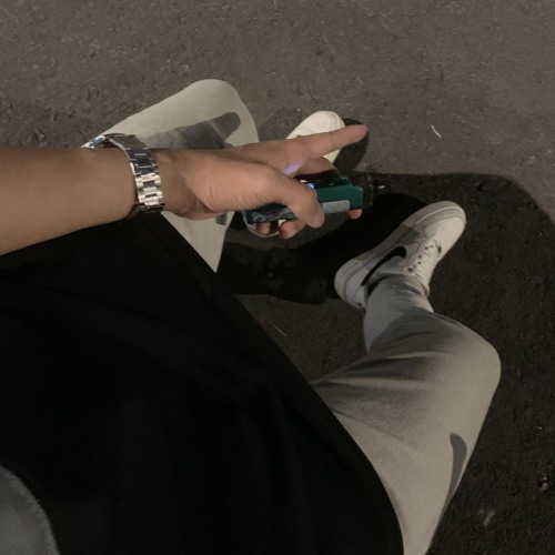 Hoang Han — artist photo
