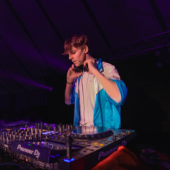 DJ Rillie