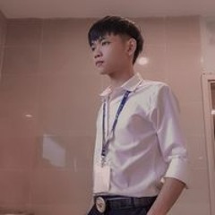 Lê Hoàng Dưỡng