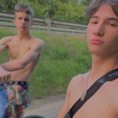 valaki jo zenekkel xdd