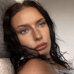 Ellie Bretel