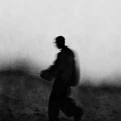 kimse için değilim