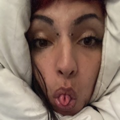 Eliot Jómůžešová