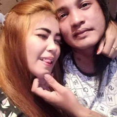 Nhia