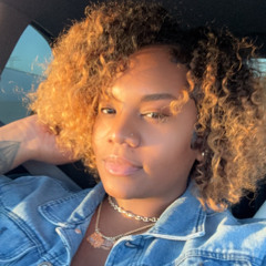 B E L L A 💚