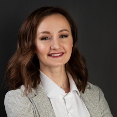 Elena Kazarina