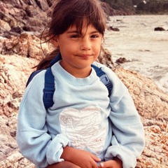 JESIkA SARRAF