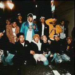 TEN’S UNIQUE