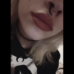 👽