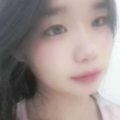 Tay bóp vú mồm bú lồn