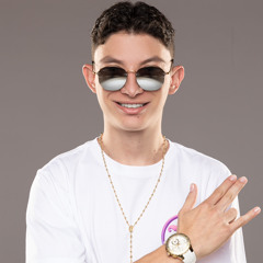 Kleider Dj