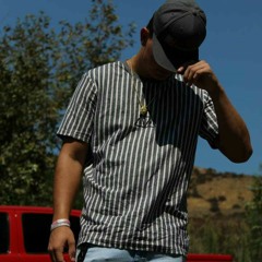 Fly (4k Moxy x AVTHEKID)