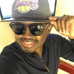 Mo