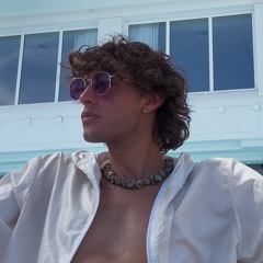 NicHoLAs OWeNS