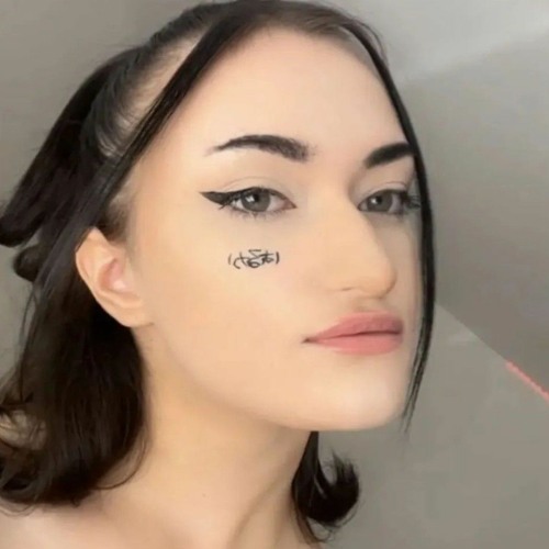 Lena’s avatar
