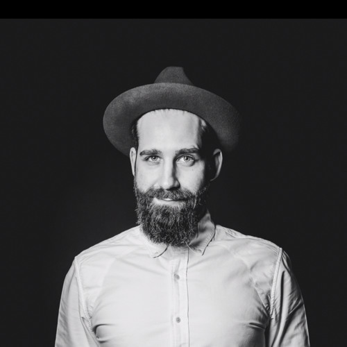 Hugo — artist photo