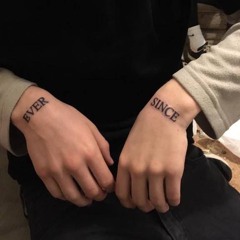 ✩