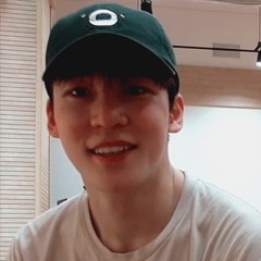 JEONG YUNHO🥺🥶🤑