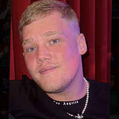 Rhys Mcquarrie ♔