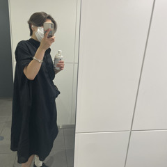 李