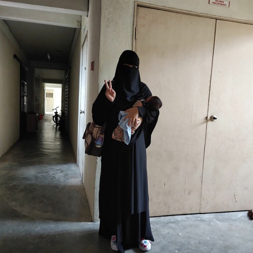 Stream fiza Listen to level 1 lesson 4 playlist online for free on