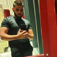 Andrewb37