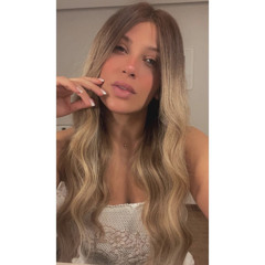 Niloufar Mzr
