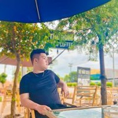 Duy Hùng