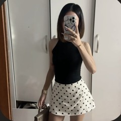 Vân Anh đang đi ngủ
