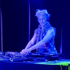 Bex Naj