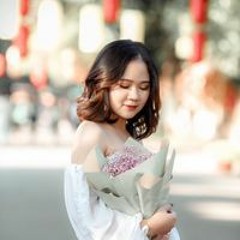 Hoàng Hoa Huyền Diệu