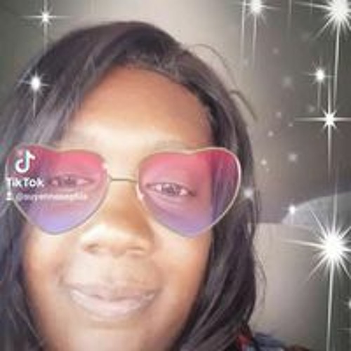 Suyenne Sophia’s avatar
