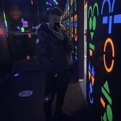 ⛈️ħãřļéŷ~ďřēŵ⛈️