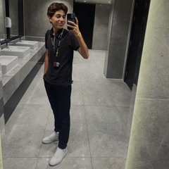 𝑨𝑫𝑯𝑶𝑶𝑴