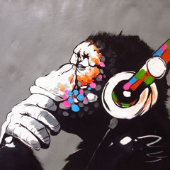 DJ ARTHOM