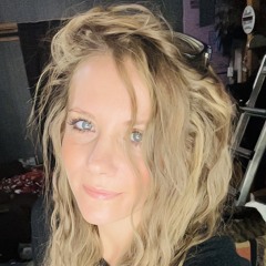 ༺♡༻꧁🤍Dezi🤍꧂༺♡༻