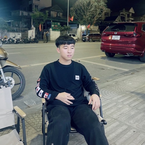 Nguyn Việt — artist photo