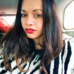 Joyce Van Geffen