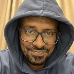 مهاب عثمان رحلة بين طيات السحاب