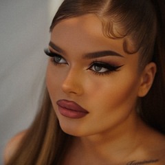 Rhiannon Renea