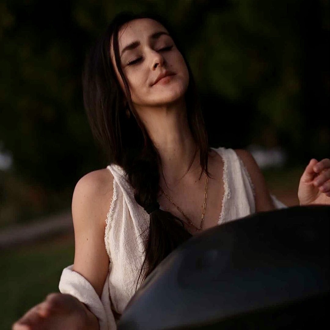 Stream Tereza Dos Santos music | Listen to songs, albums