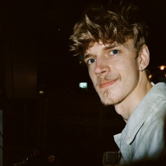 Theo Williams // Session Drummer