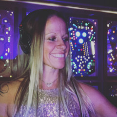 DJ Mandy Mac