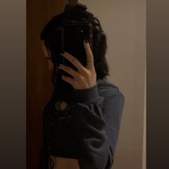 Škåřłëť ₩îťčh 🖤🌙💀