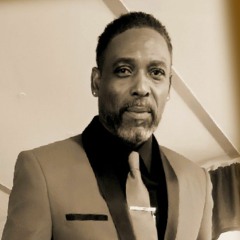 dennis wall
