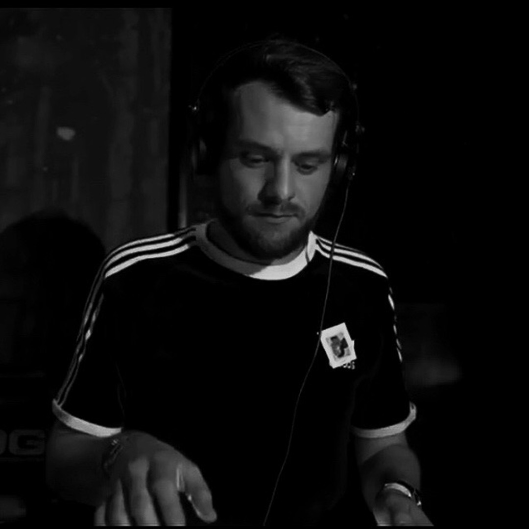 Herr Müller / Right here, right now’s avatar